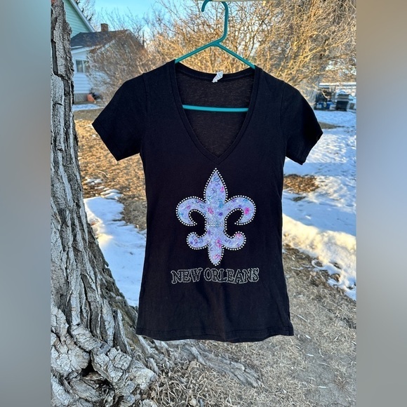 New Orleans Black Tee Shirt Womens Small Embellished Metallic Fluer-de-lis - Picture 5 of 14